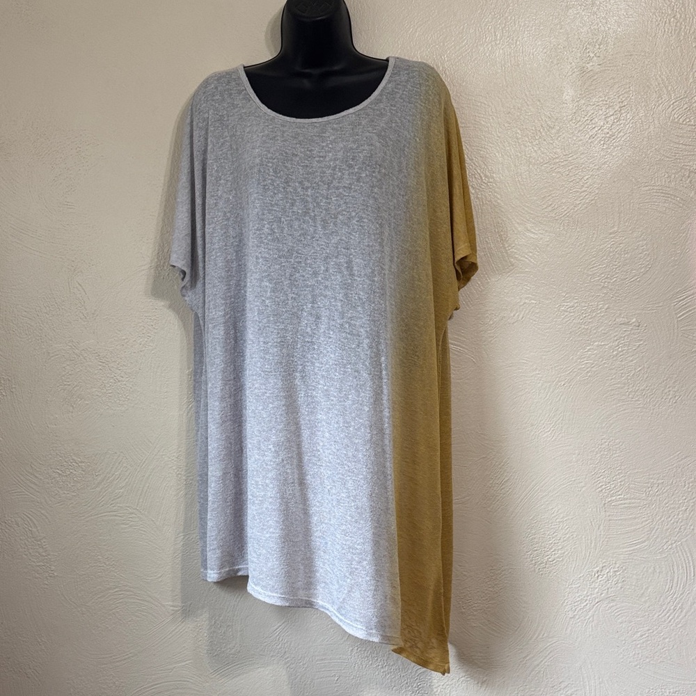 Lane Bryant Gray and Gold Tunic Top 0074